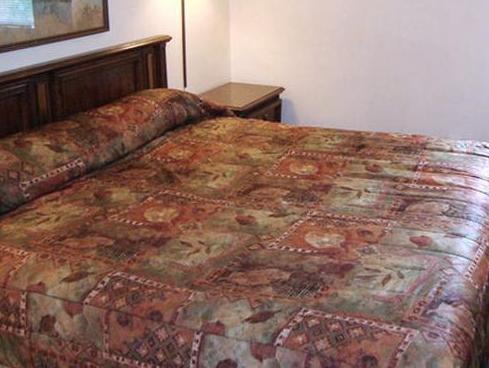 Town House Motel Tupelo Buitenkant foto